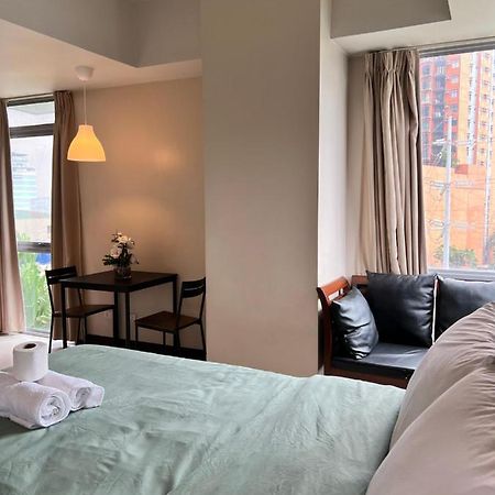 Aparthotel Manhattan Heights Tower D Manila Exterior foto