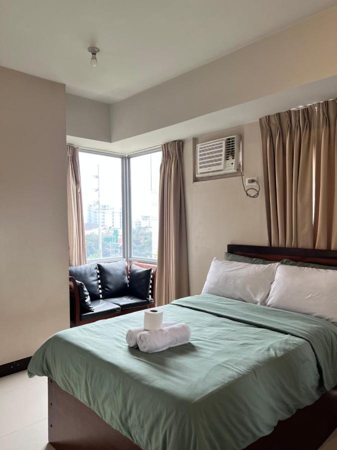 Aparthotel Manhattan Heights Tower D Manila Exterior foto