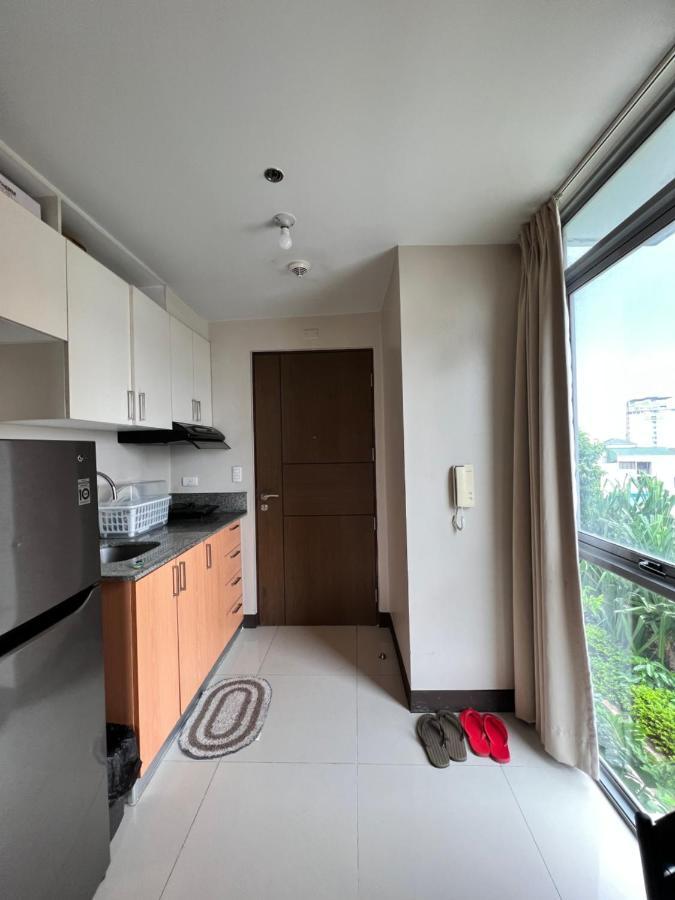 Aparthotel Manhattan Heights Tower D Manila Exterior foto